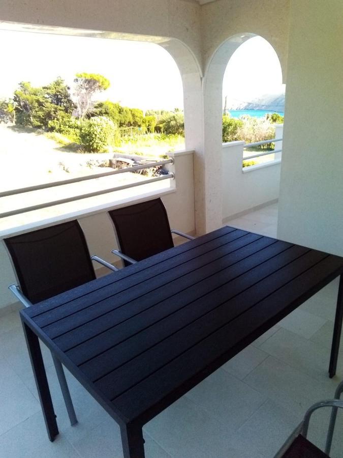 Apartmani Sol Vlasici Pag Town Luaran gambar